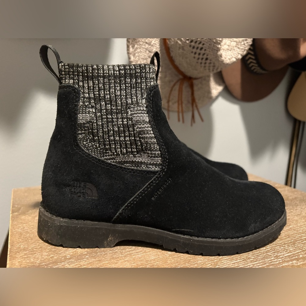 The North Face Black boots/water proof